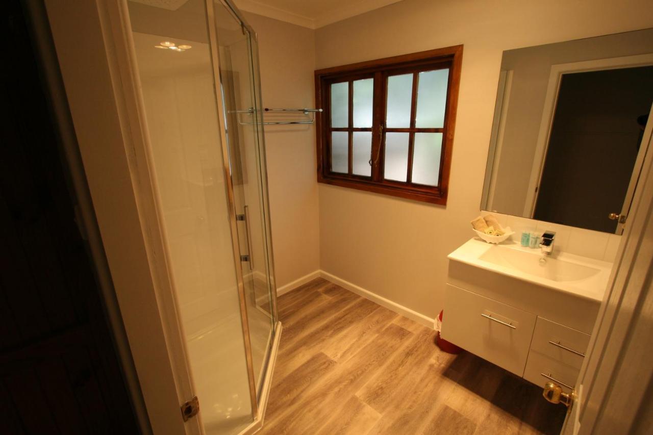 Cedar Cottages Blackmans Bay Buitenkant foto