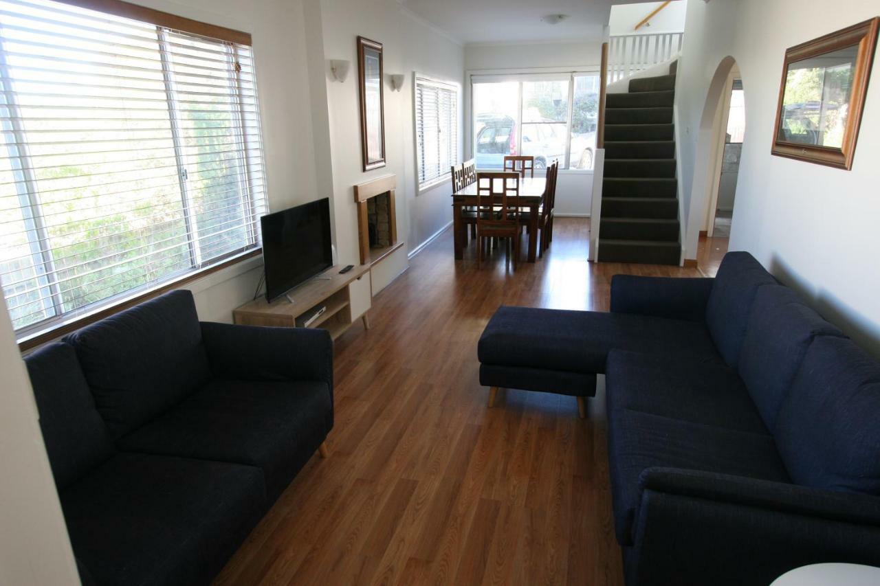 Cedar Cottages Blackmans Bay Buitenkant foto